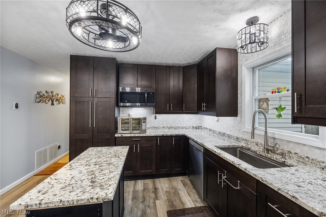 Cove Beach - Residential