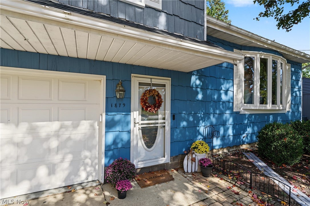 1879 Hibbard Drive