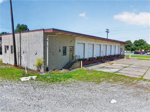Tiny photo for 1616 W 47th Street, Ashtabula, OH 44004 (MLS # 5240108)