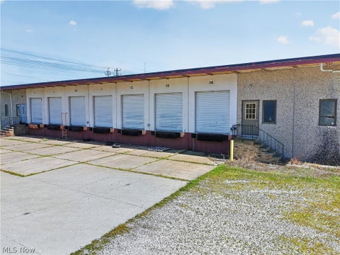 Tiny photo for 1616 W 47th Street, Ashtabula, OH 44004 (MLS # 5240108)
