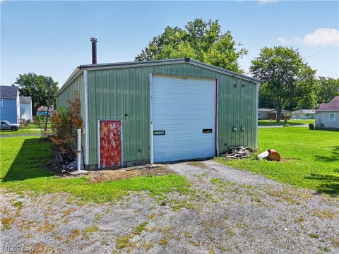 Tiny photo for 1616 W 47th Street, Ashtabula, OH 44004 (MLS # 5240108)