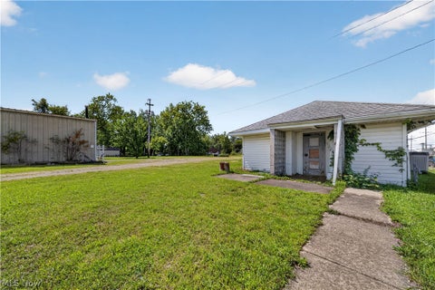 Tiny photo for 1616 W 47th Street, Ashtabula, OH 44004 (MLS # 5240108)