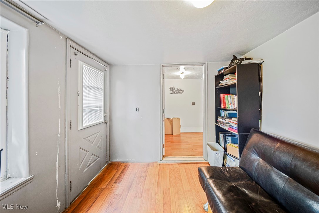 18015 Canterbury Road, Cleveland, Ohio image 10