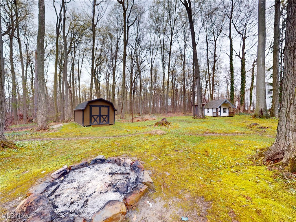 7662 Oak Hill Drive, Chesterland, Ohio image 35