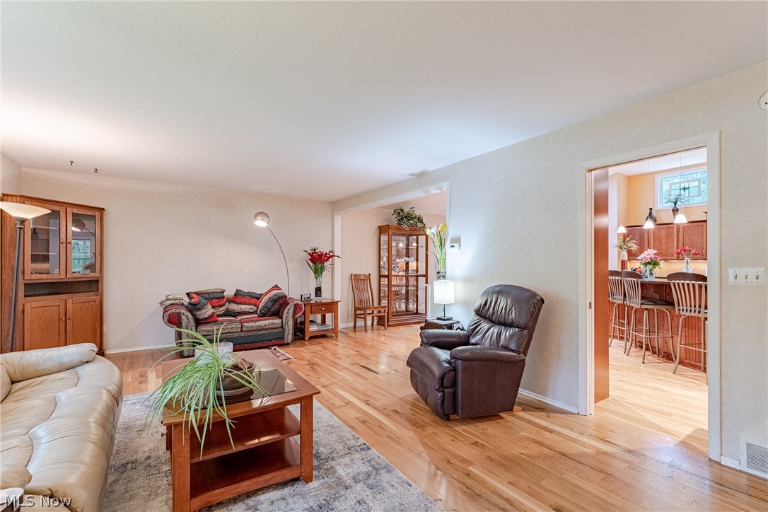 Dainbridge Land Cos Crk Side - Residential