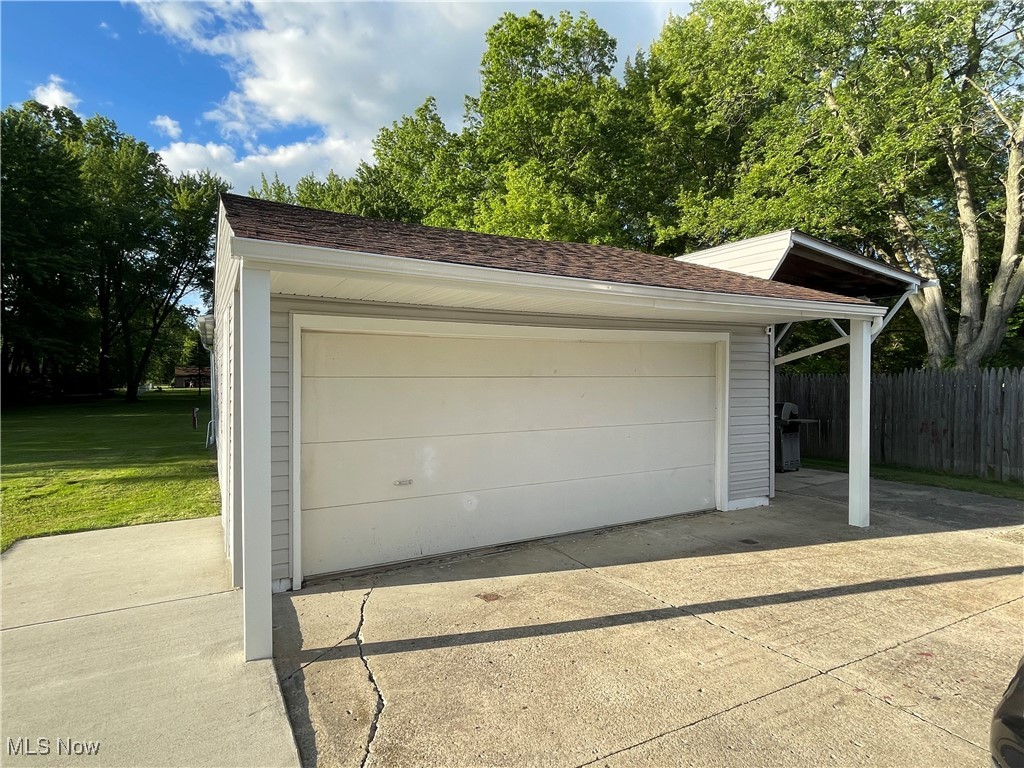4075 Fairlawn Heights Drive, Warren, Ohio image 38