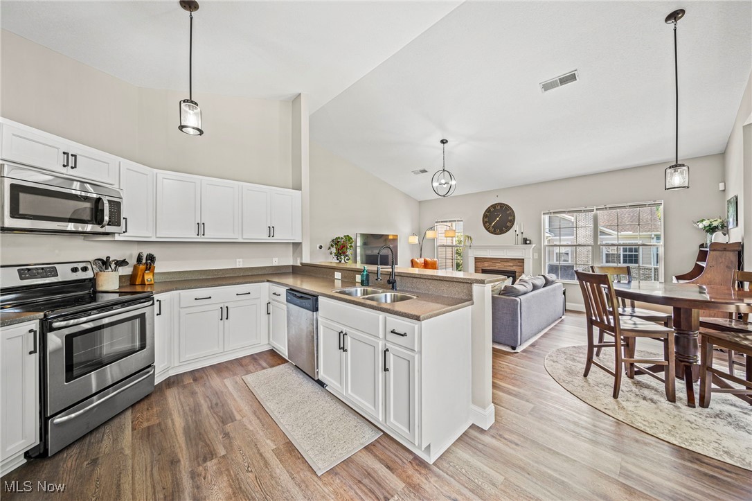 504 Robinwood Lane #B