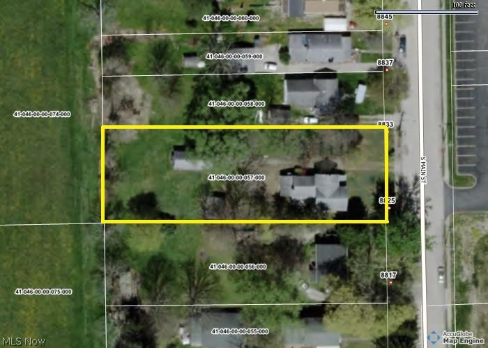 Main image without alt text