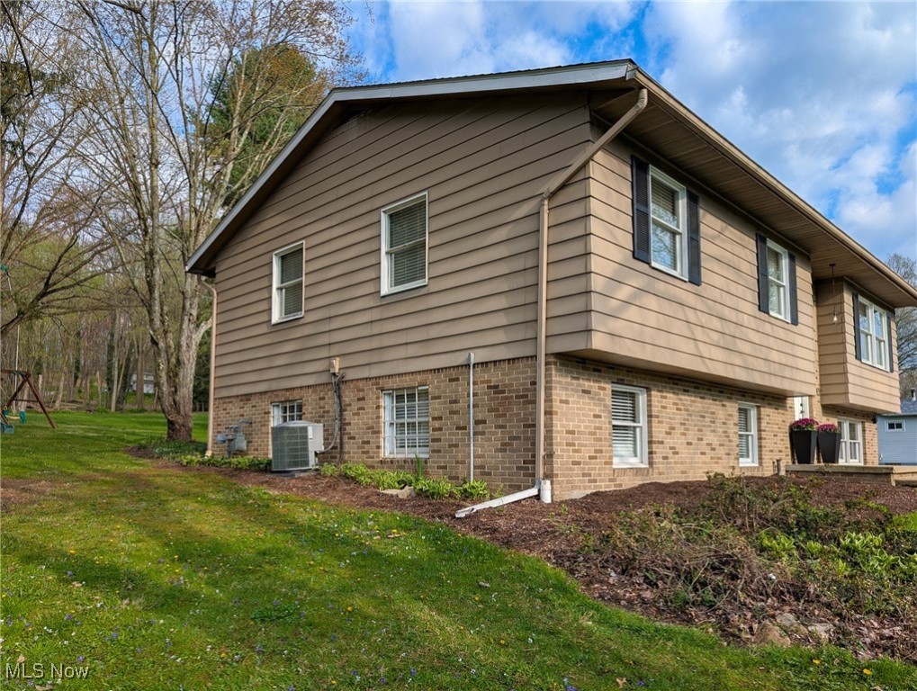 7140 S Cleveland Massillon Road, Clinton, Ohio image 2
