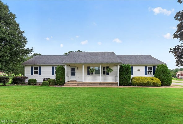 46170 CRESTVIEW RD, NEW WATERFORD, OH 44445 - Image e2ea3fcc7d6ad5f320c52c4a6ce747c2/2051445700