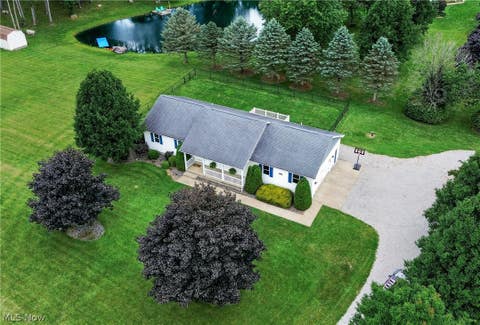 Tiny photo for 46170 Crestview Road, New Waterford, OH 44445 (MLS # 5239710)