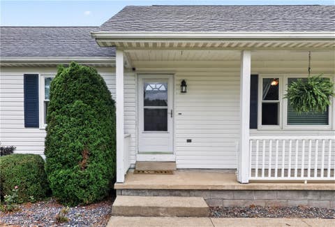 Tiny photo for 46170 Crestview Road, New Waterford, OH 44445 (MLS # 5239710)