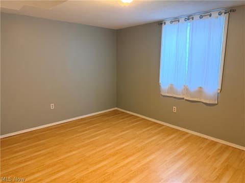 Tiny photo for 46170 Crestview Road, New Waterford, OH 44445 (MLS # 5239710)