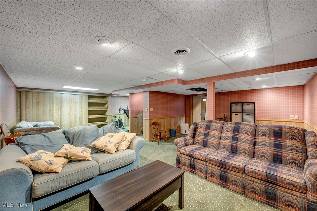 16561 S White Oaks Drive, Strongsville, Ohio image 38
