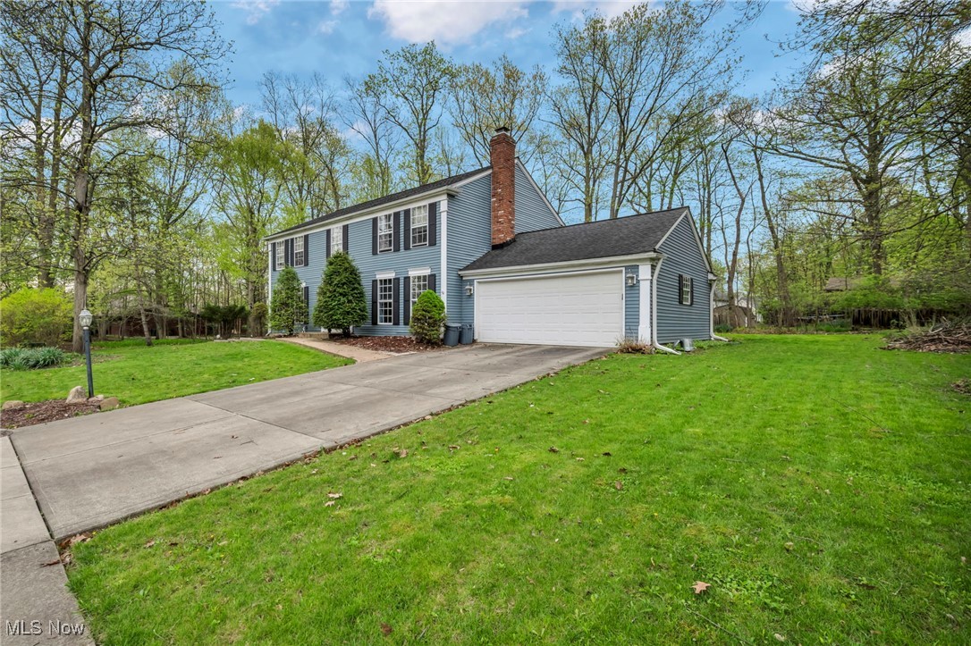 16561 S White Oaks Drive, Strongsville, Ohio image 3