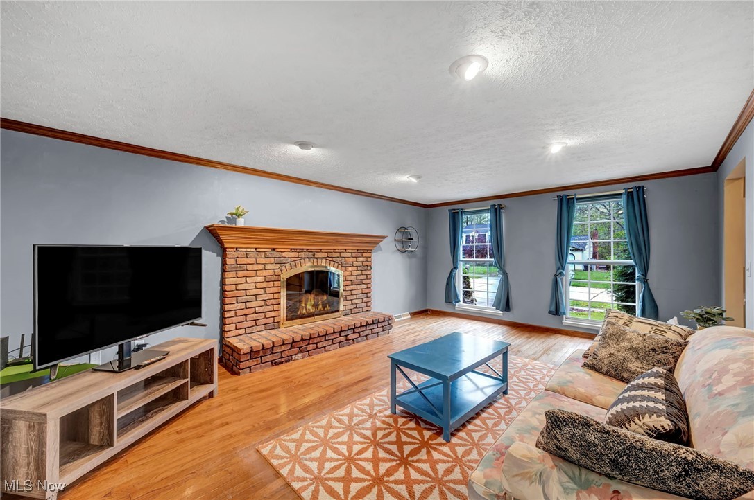 16561 S White Oaks Drive, Strongsville, Ohio image 9