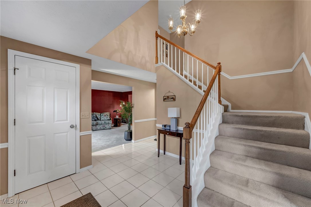 16561 S White Oaks Drive, Strongsville, Ohio image 5