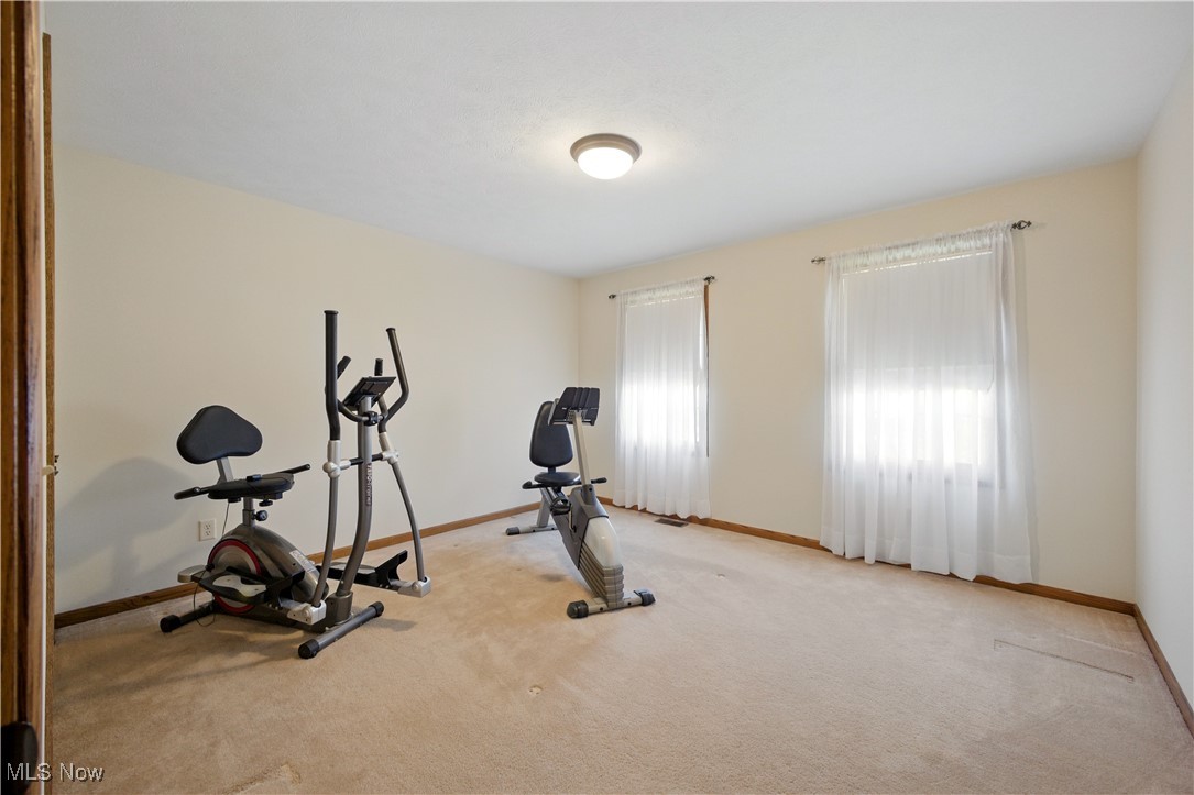 16544 Davis Drive, East Liverpool, Ohio image 26