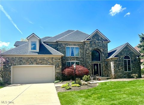 4310 Royal St George Drive, Avon, OH 44011 - #: 5117449