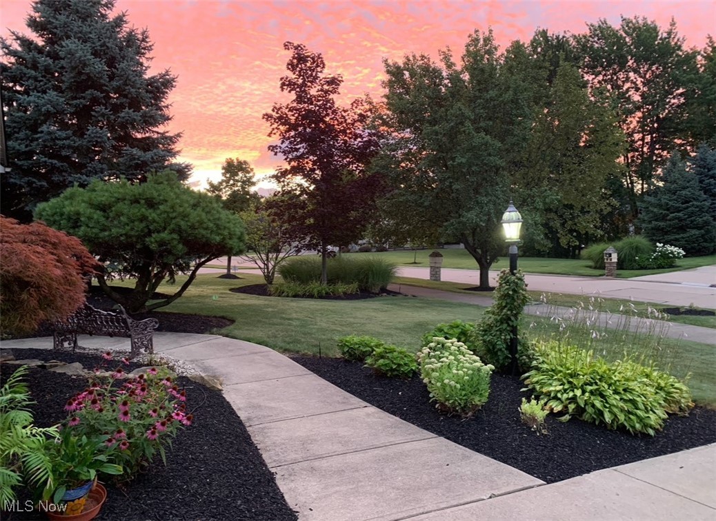 4310 Royal St George Drive, Avon, Ohio image 6