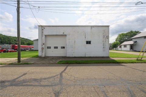 A Hanna HomeFinder account is required to view this listing.