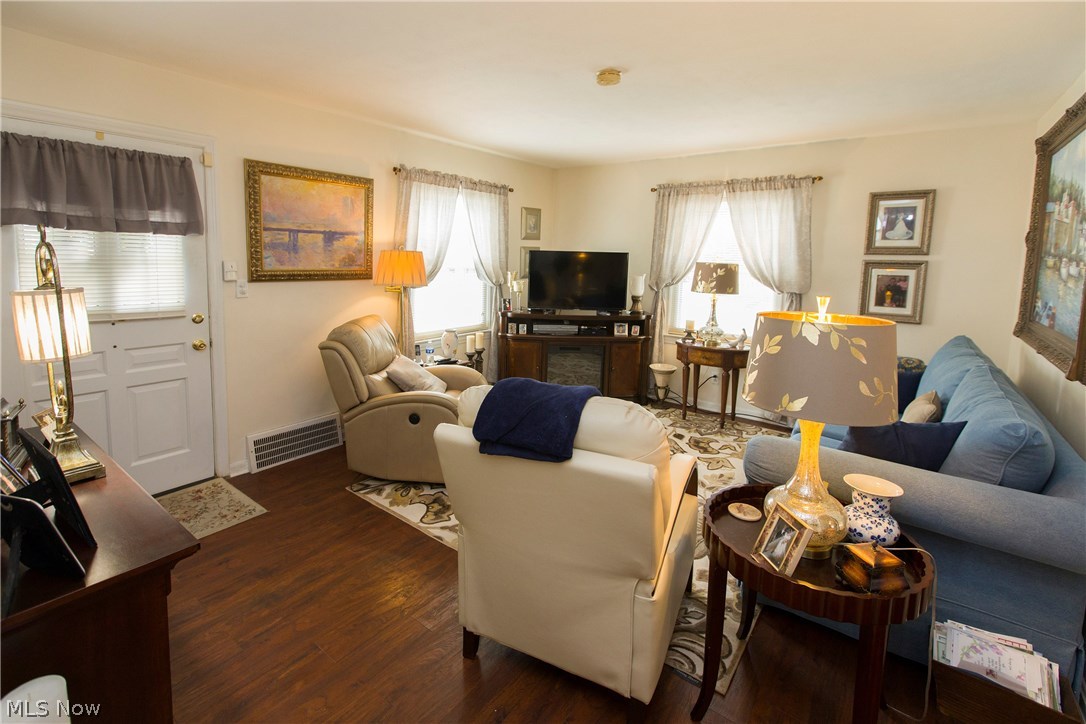 Creston Park - Residential