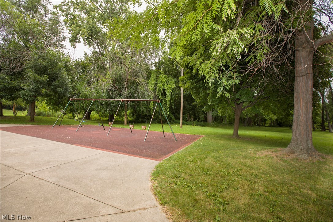 Creston Park - Residential