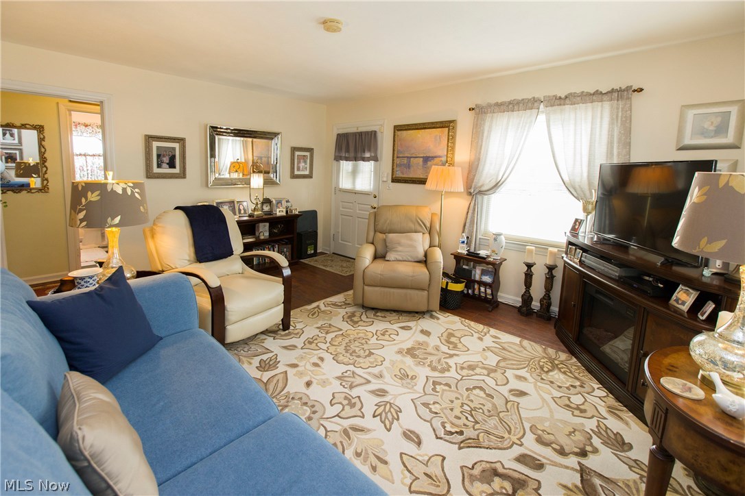 Creston Park - Residential