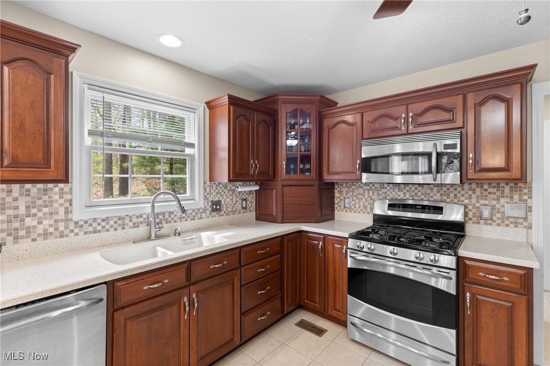 5180 Pine Valley Drive, Zanesville, Ohio image 11