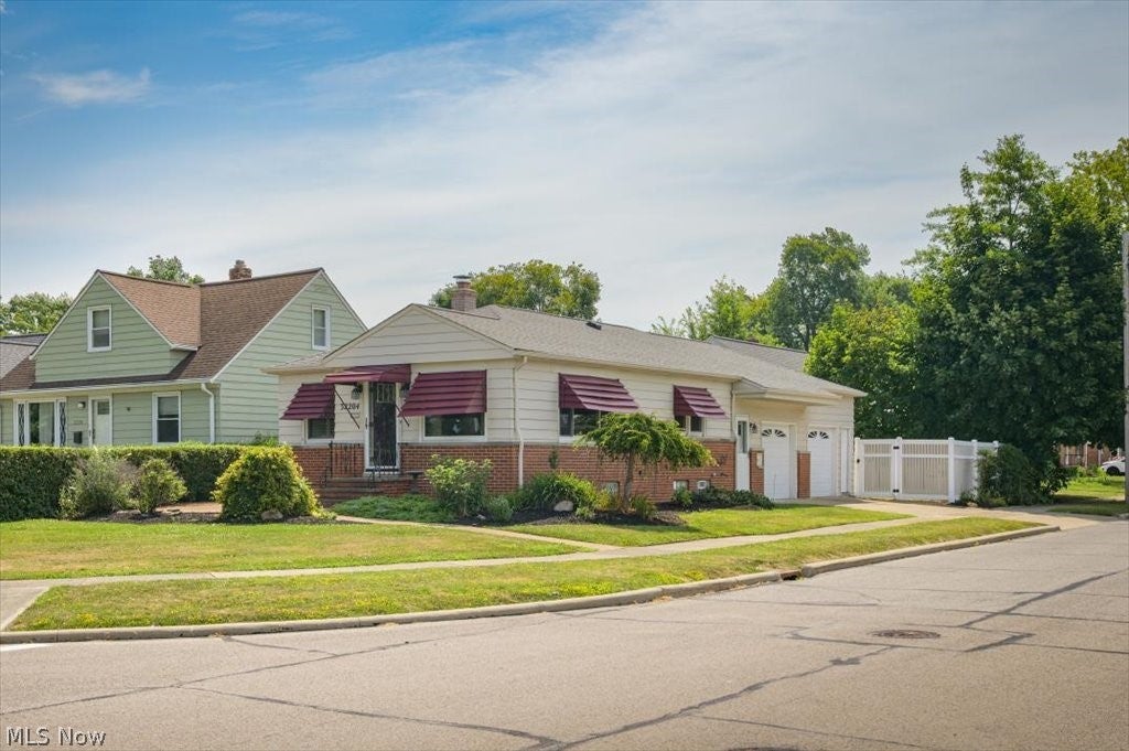 32204 Glen Arden Drive