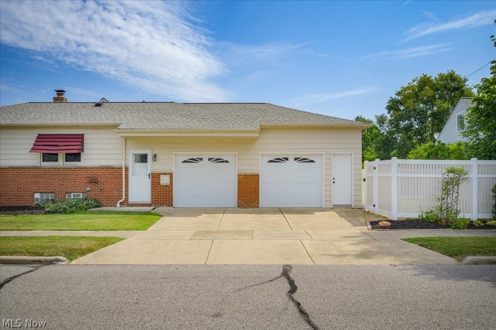 32204 Glen Arden Drive