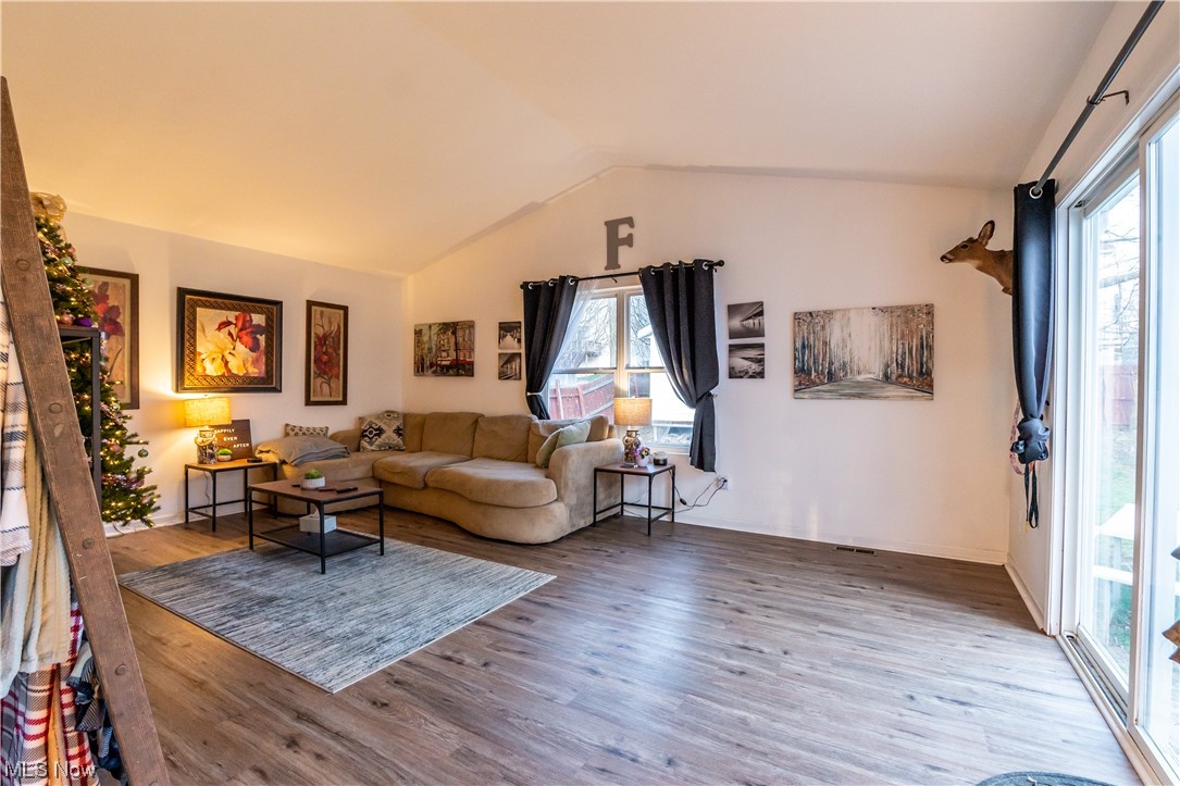 Shakespearean Place - Residential