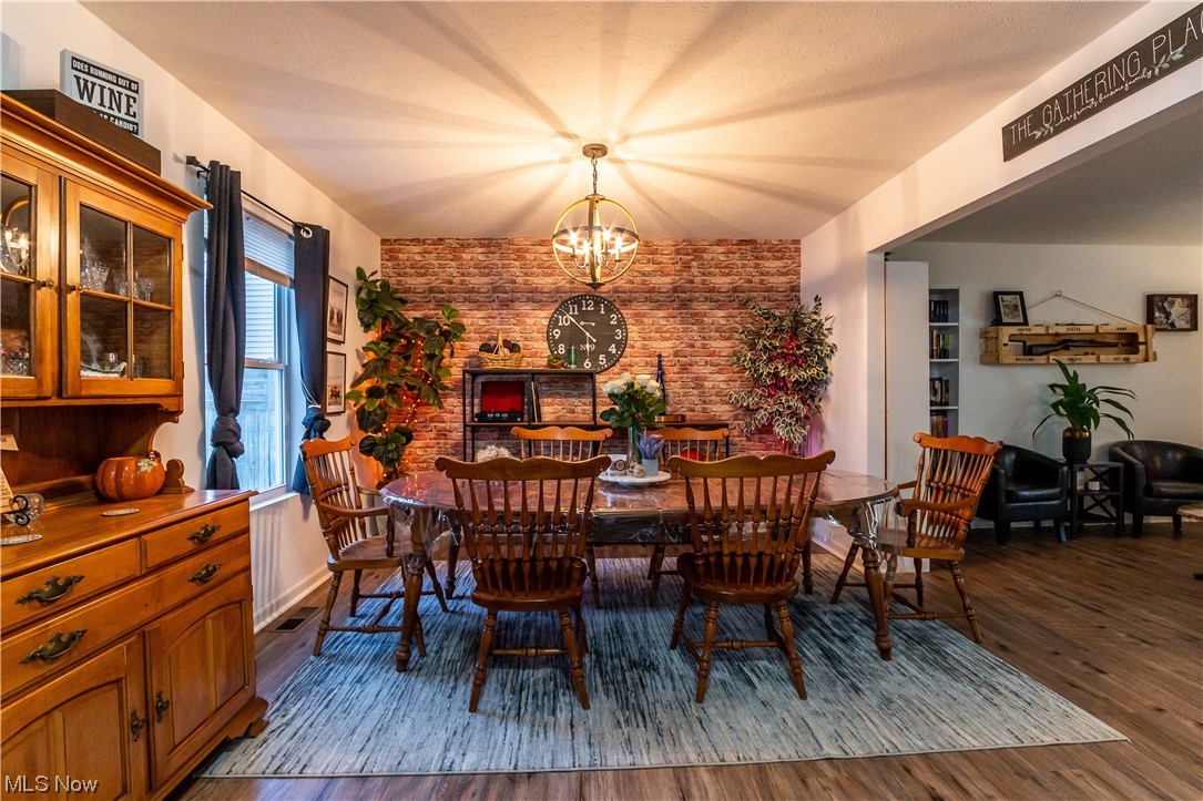 Shakespearean Place - Residential