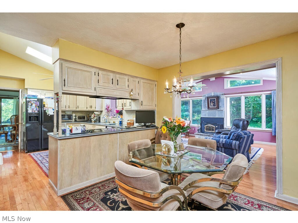 Rolling Retreat - Residential