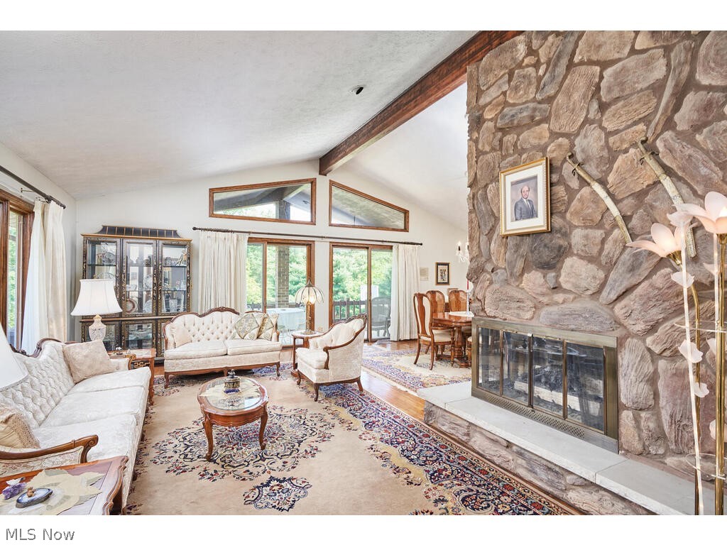 Rolling Retreat - Residential