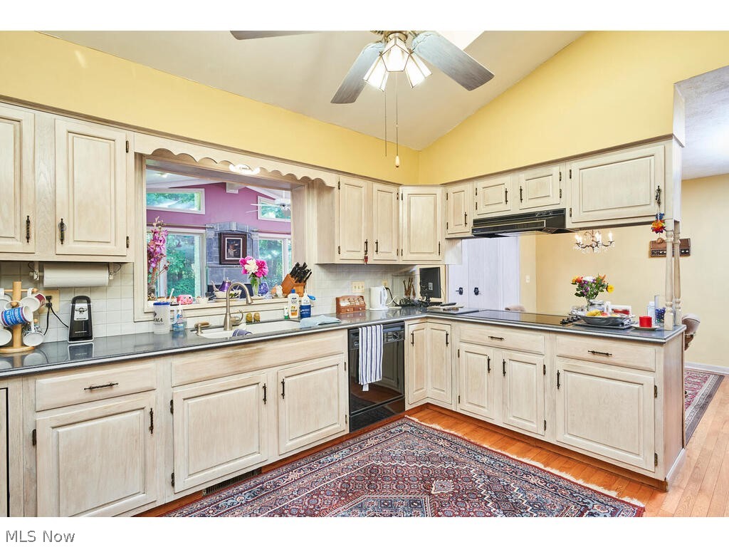 Rolling Retreat - Residential