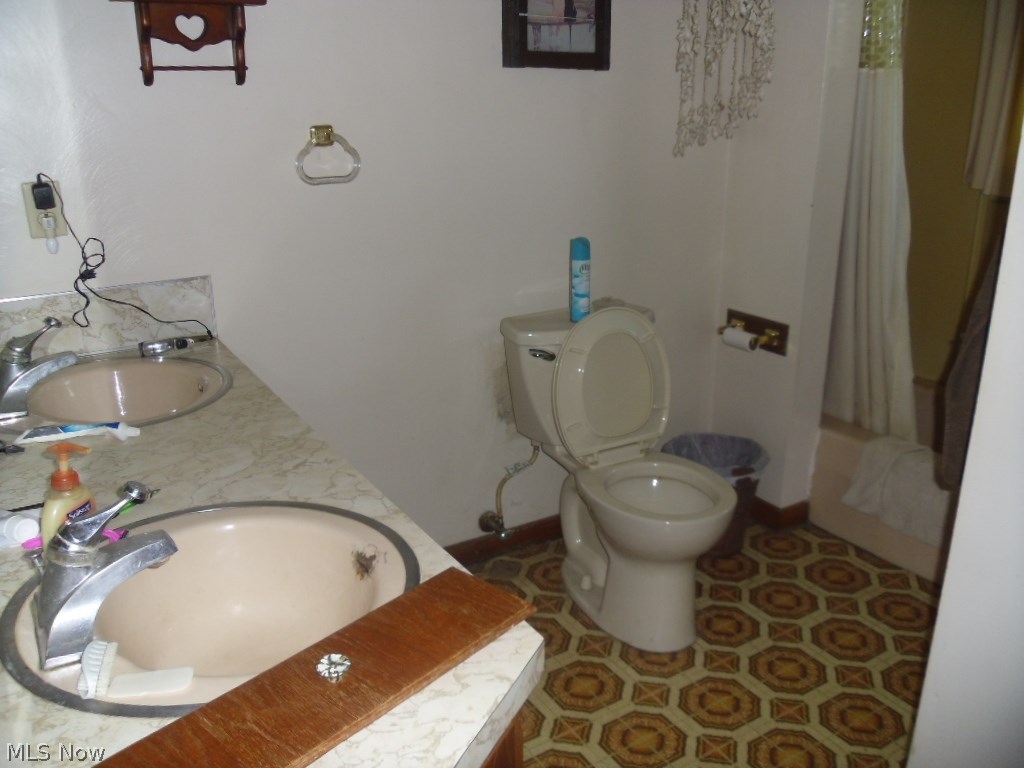 W W & B J Callahan 01 - Residential