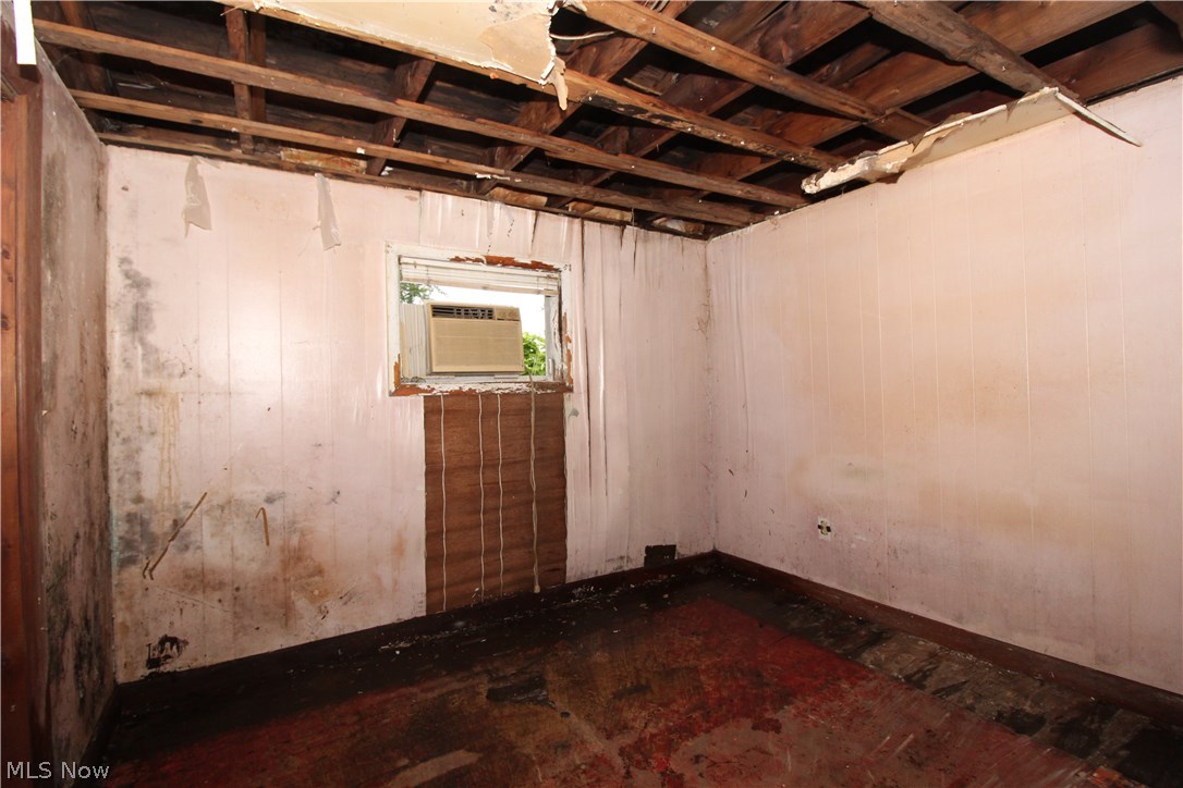 Raymonhileys Sub - Residential