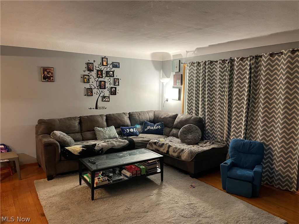 Hoislbauer-Fodor Bldg Co Sub - Residential