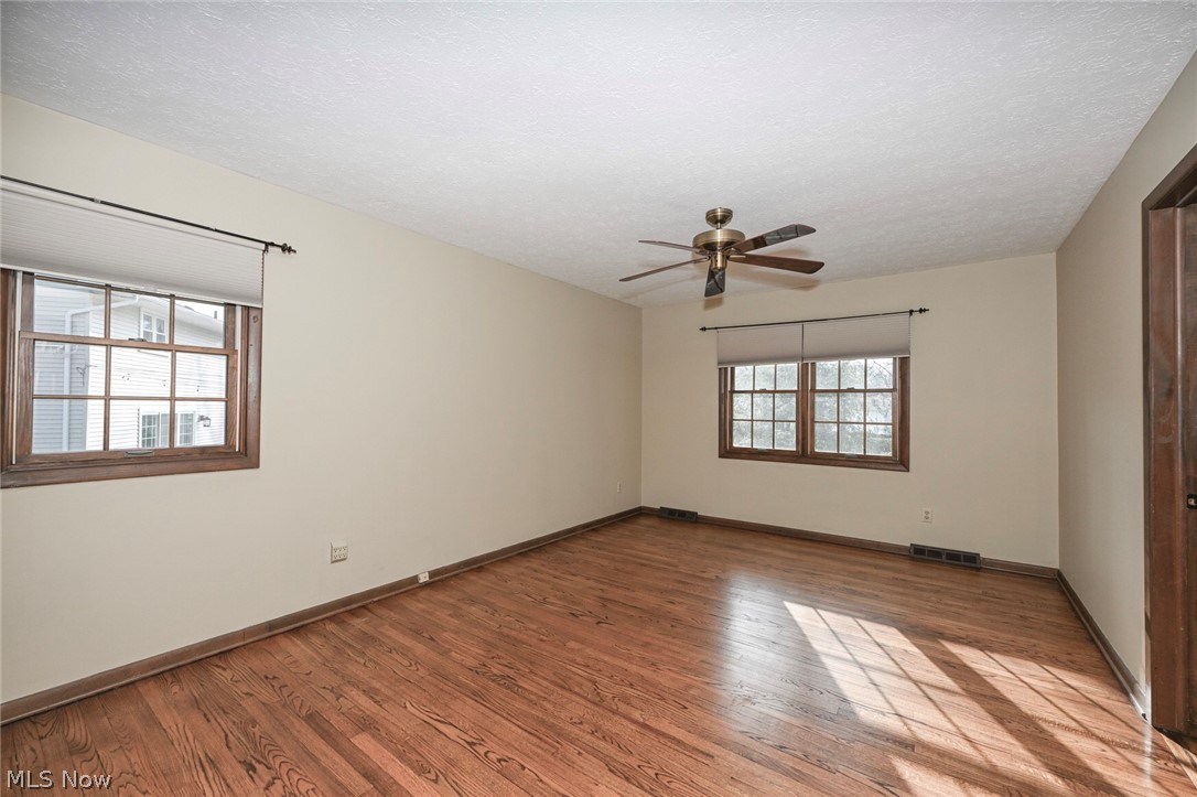 Robert Neroni 01 - Residential