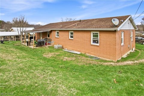 Tiny photo for 27 Marshdale Road, Zanesville, OH 43701 (MLS # 5197818)