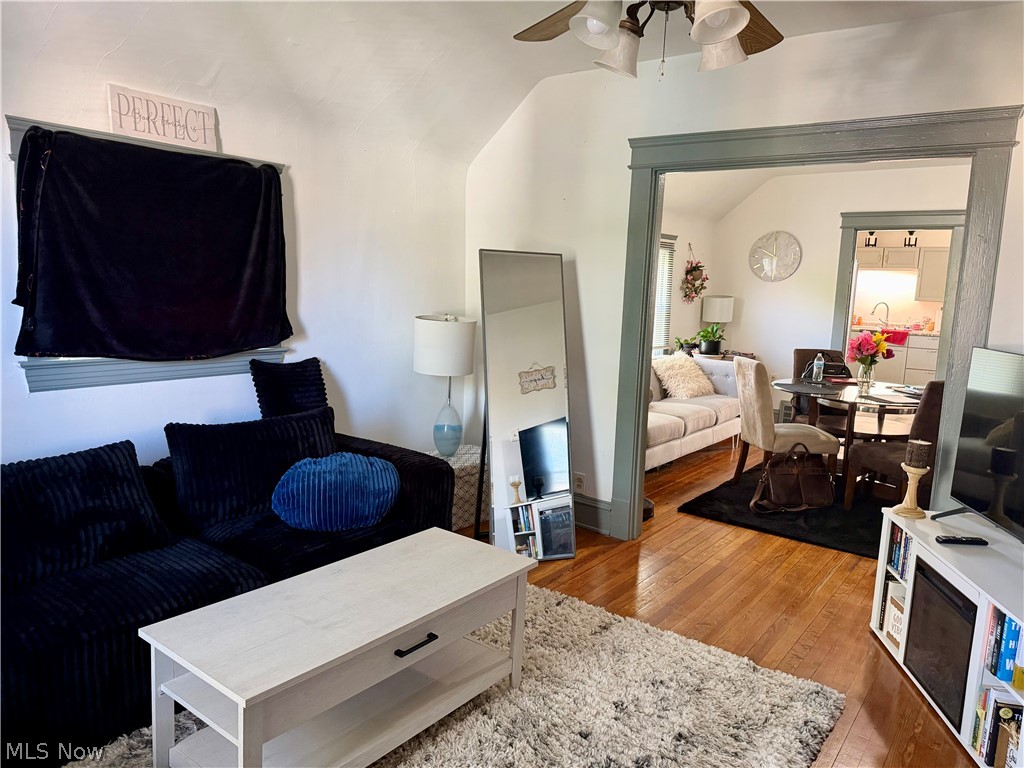 3318 W 48th Street