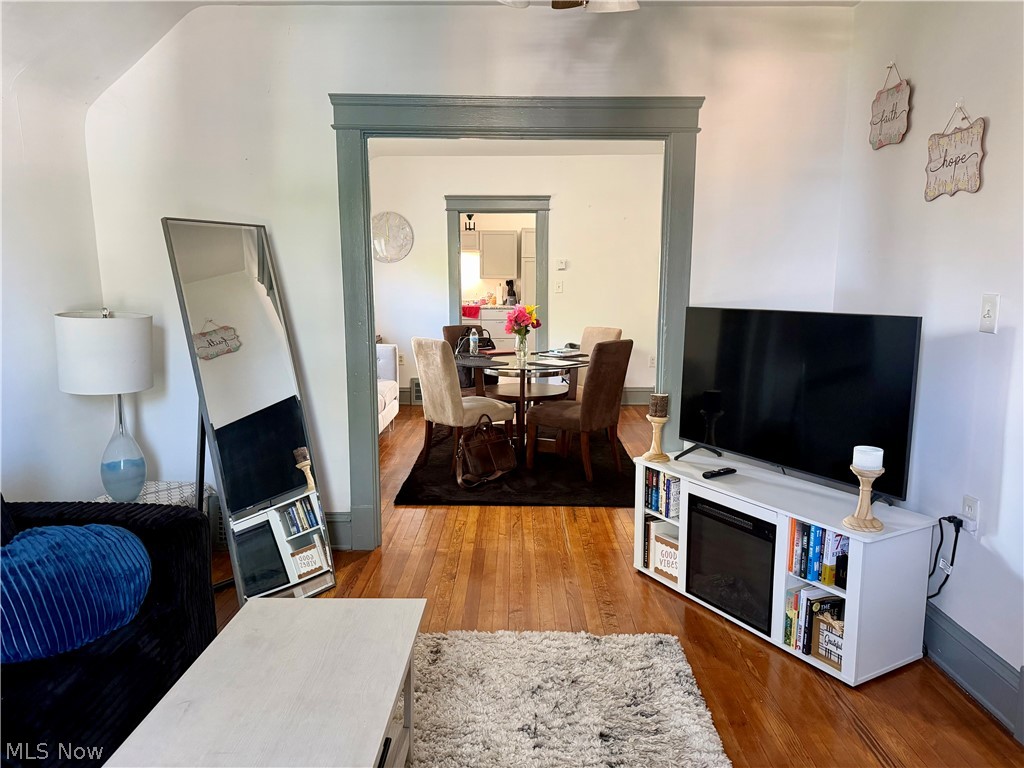 3318 W 48th Street