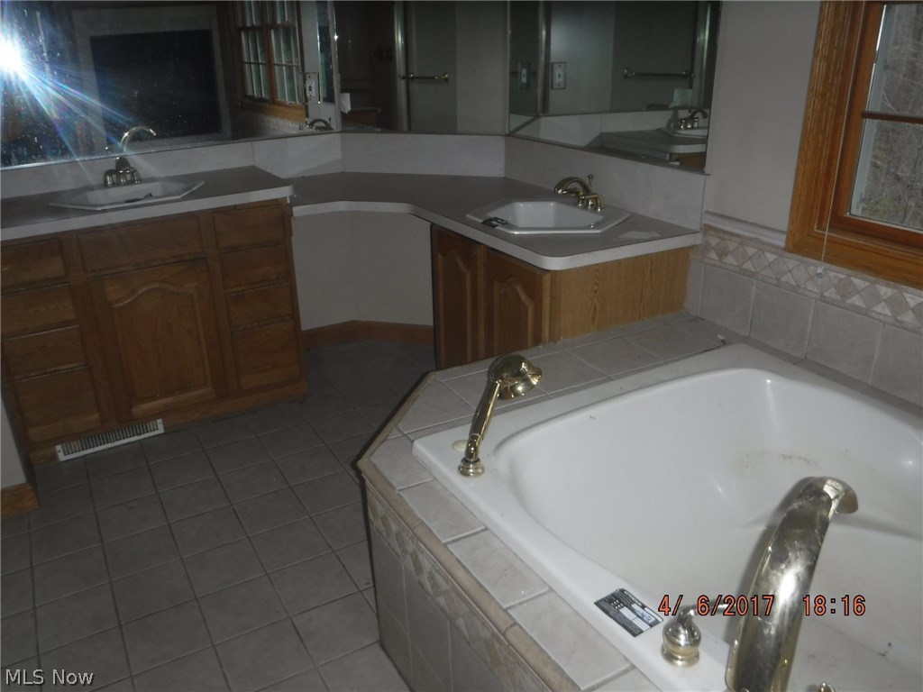 Rory Glen - Residential