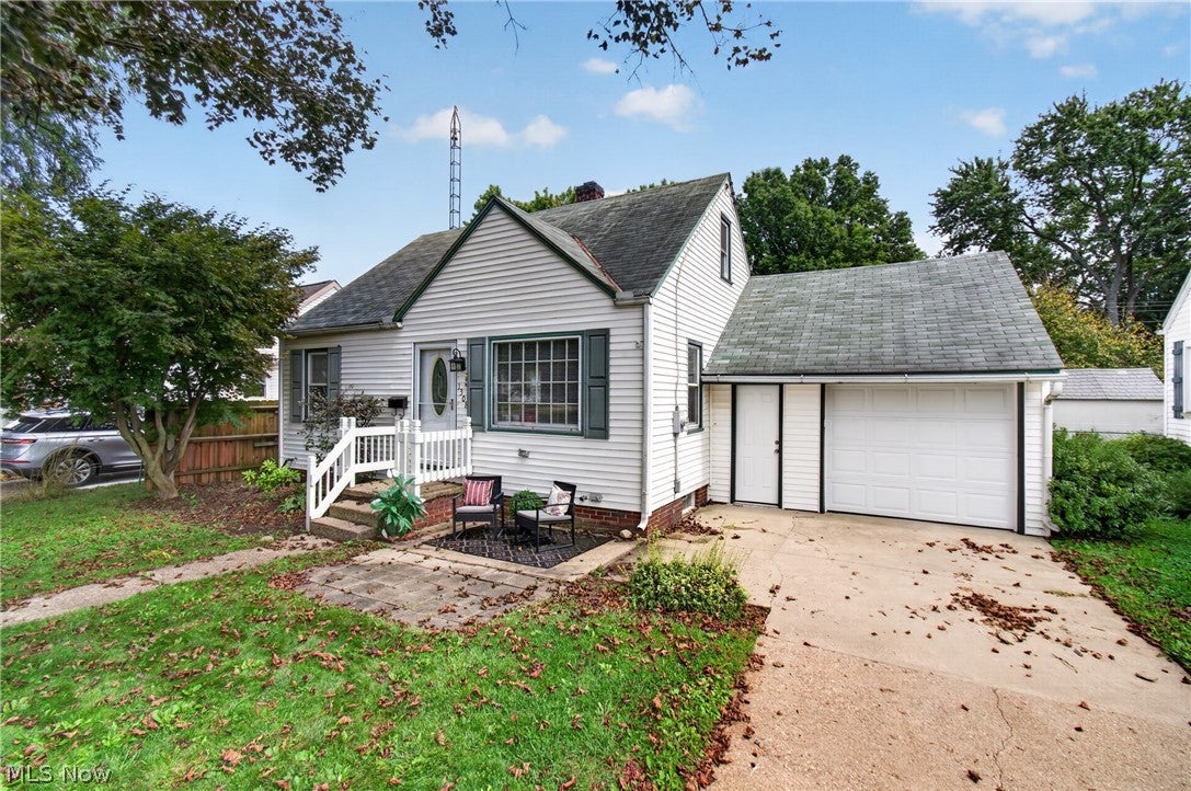 1308 Manor Avenue SW