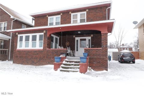 2066 E 30th Street, Lorain, OH 44055 - #: 5181826