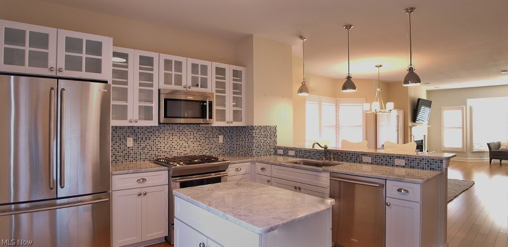 West Hampton at Crocker Park - Residential