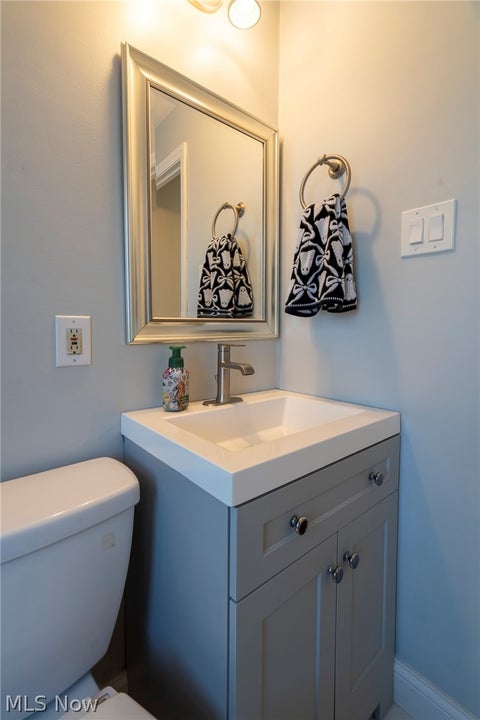 Tiny photo for 1599 Temple Avenue, Mayfield Heights, OH 44124 (MLS # 5254462)