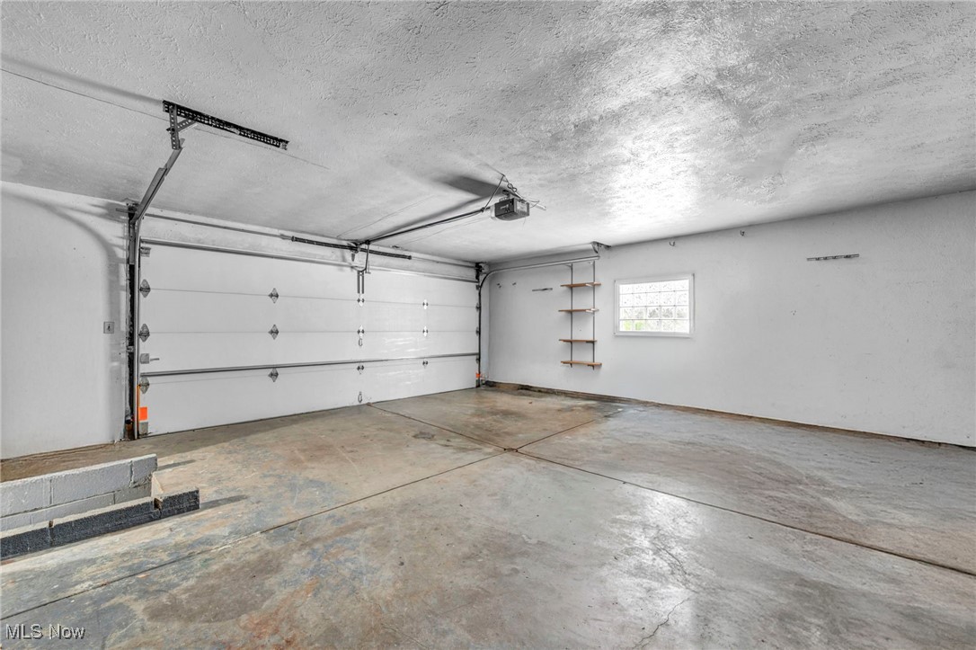 Wil-Lou Acres 02 - Residential