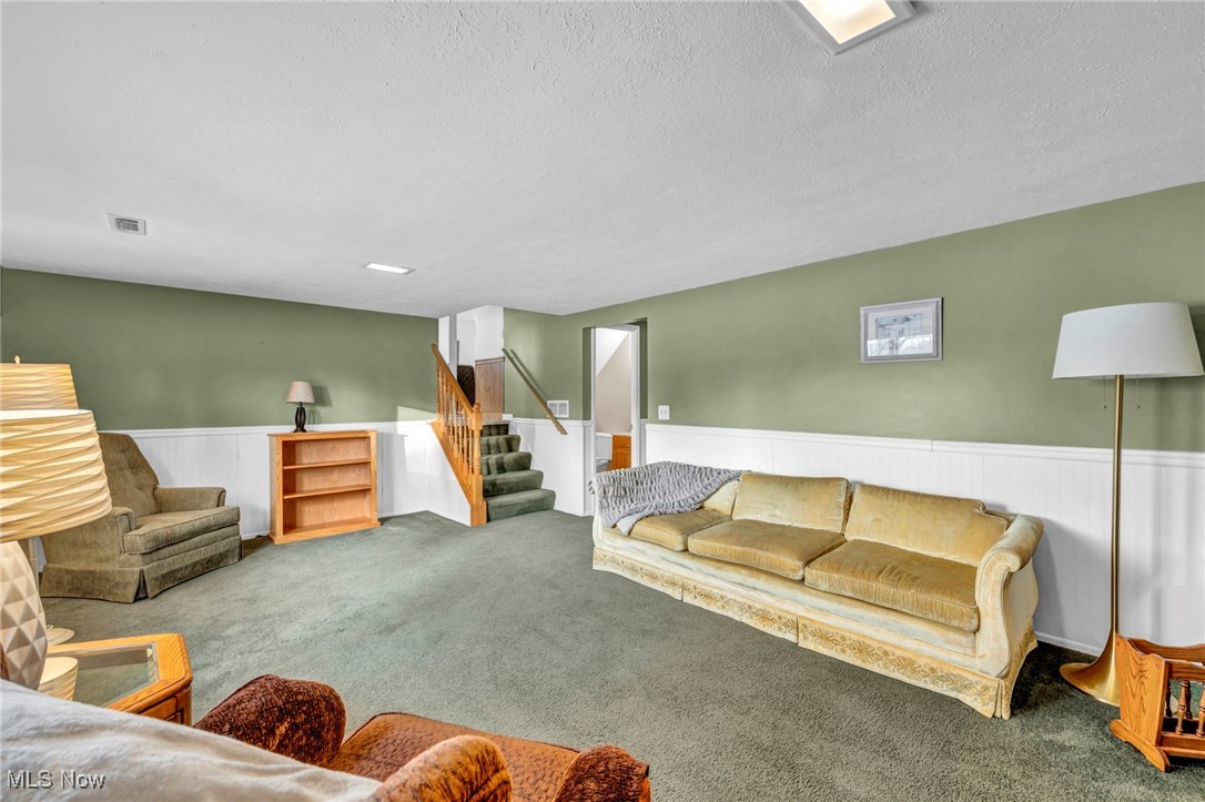 Wil-Lou Acres 02 - Residential